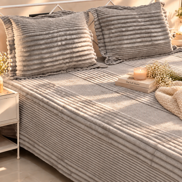 Misty Mallow King Size Velvety Corduroy Winter Bedsheet Set with 2 Pillow Covers| full view