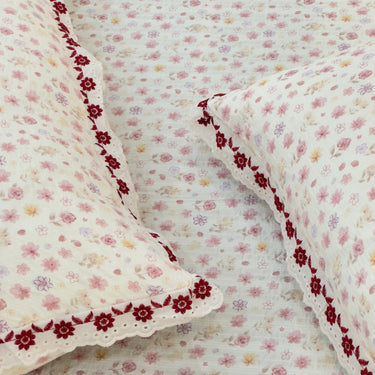 Pink Confetti Custard King Size ButterBrushed Fibre Bedsheet | lace view