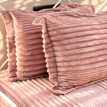 Strawberry Mallow King Size Velvety Corduroy Winter Bedsheet Set with 2 Pillow Covers | pillow view