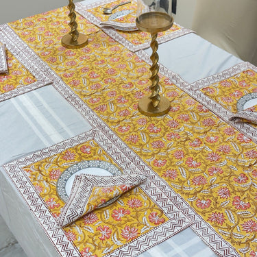 decorative table cloth for dining table