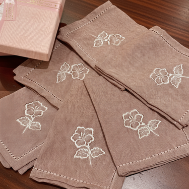 cotton dining napkins online
printed dining napkins for home