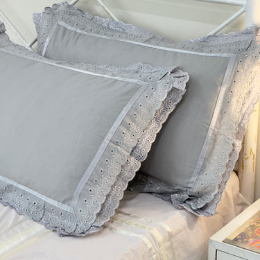 cotton pillow covers with lace frills
