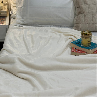 soft blanket for bedroom decor