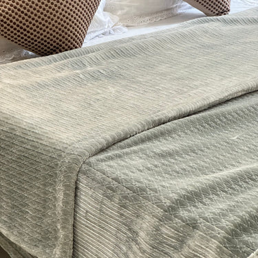 soft blanket for bedroom decor